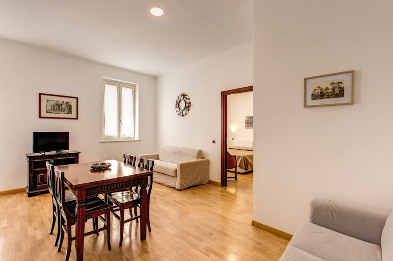 Apollo Apartments Colosseo Рим Екстер'єр фото