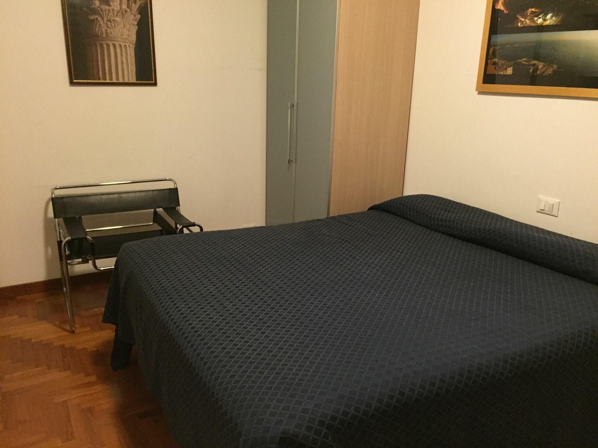 Apollo Apartments Colosseo Рим Екстер'єр фото